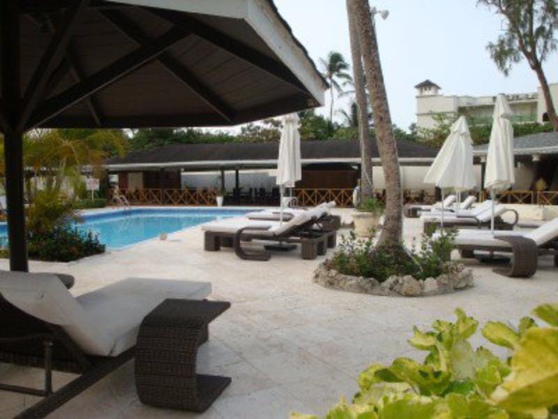 Starfish Discovery Bay Holetown Exterior foto