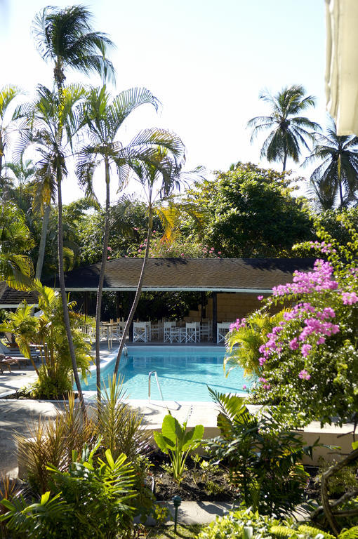 Starfish Discovery Bay Holetown Exterior foto